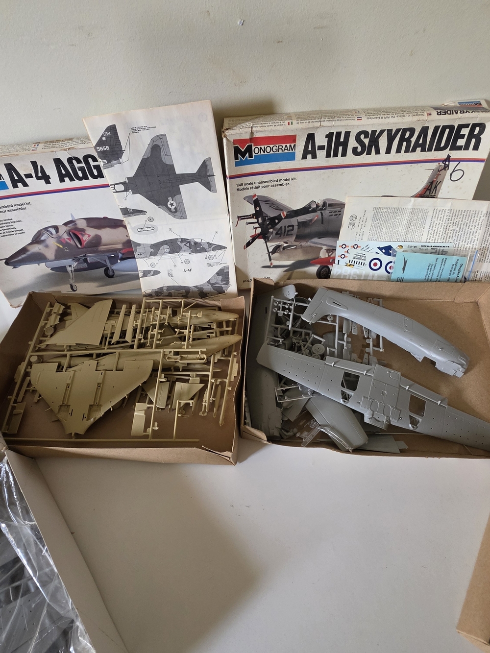 Monogram, Airplane Model Kit, bundle 4 boxes - Picture 6 of 8